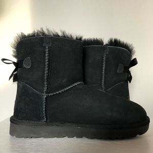 Women’s UGG Mini Bailey Bow II